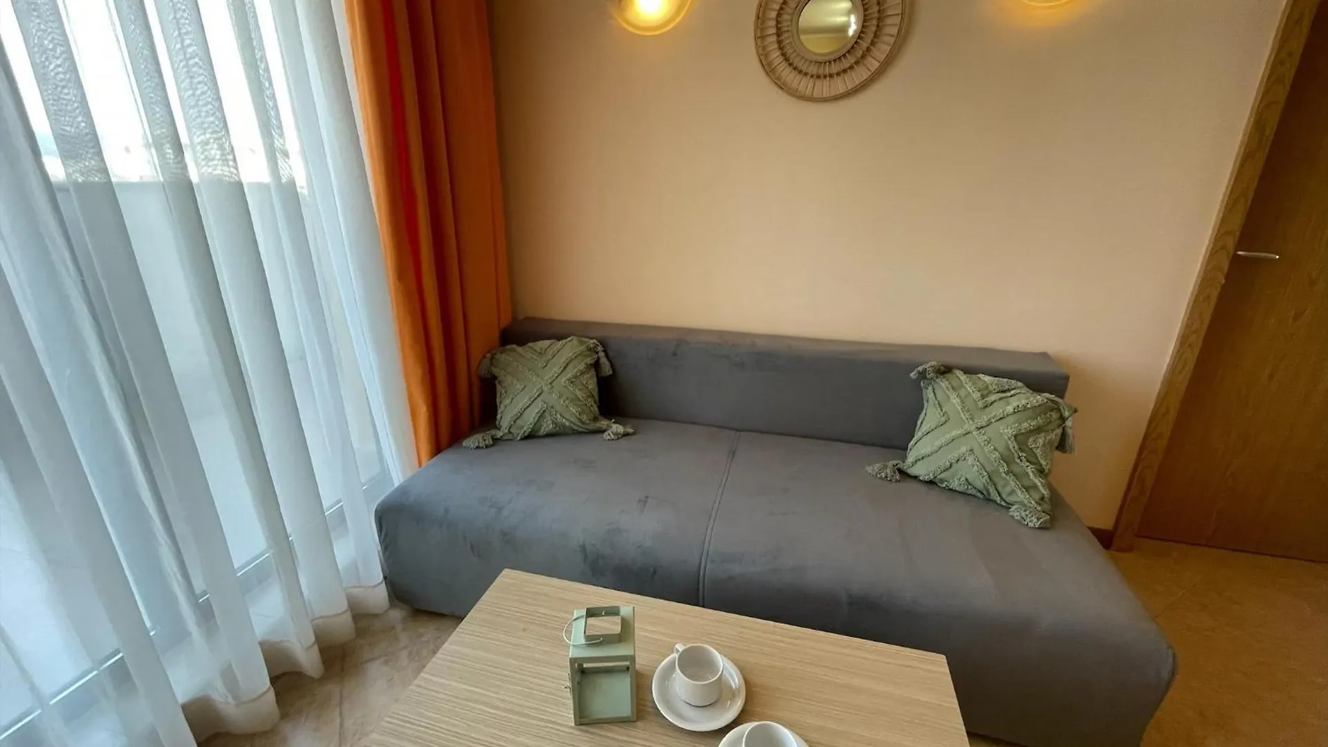 Menada Royal Sun Apartments Σάνι Μπιτς