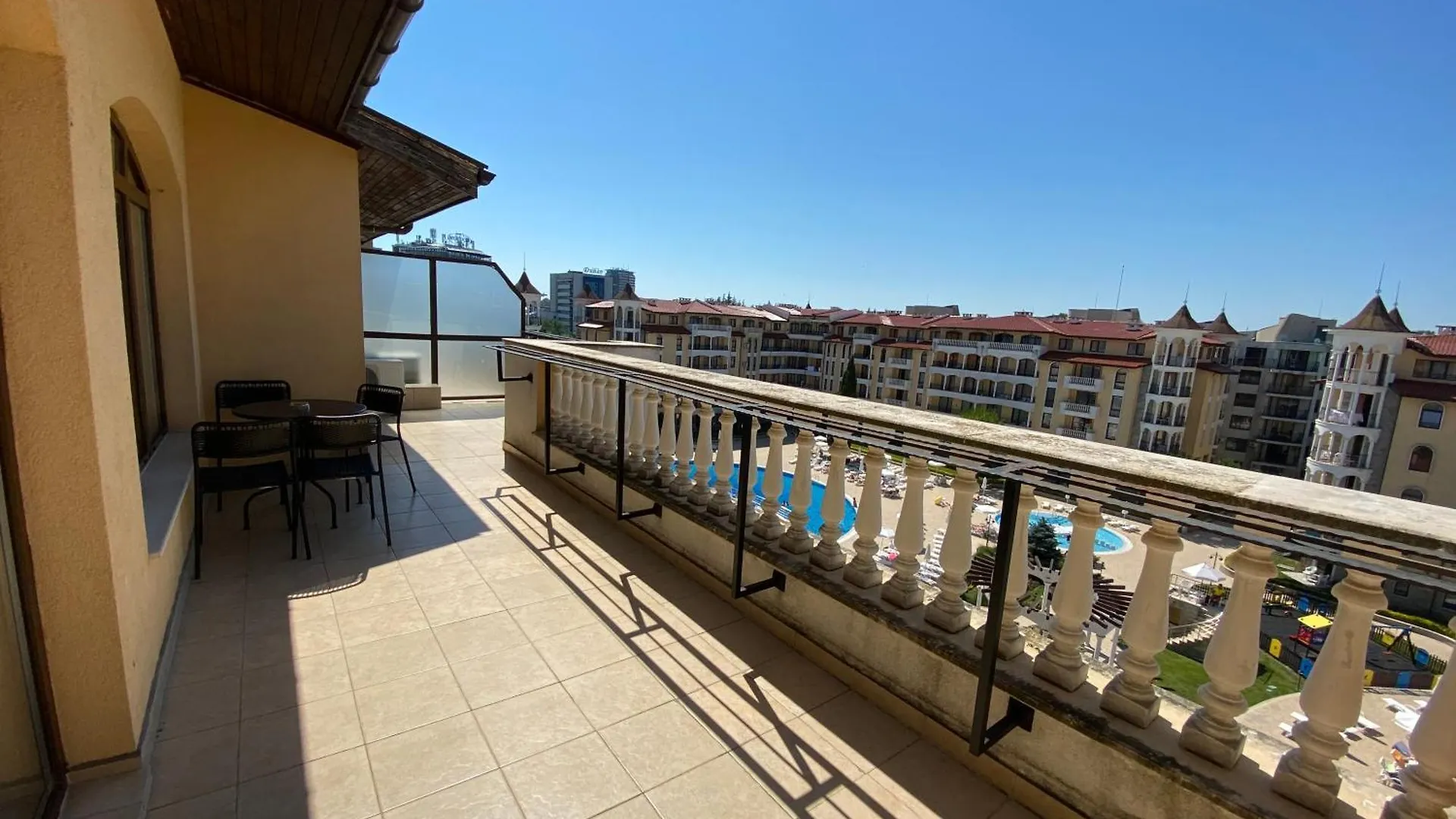 Menada Royal Sun Apartments Σάνι Μπιτς