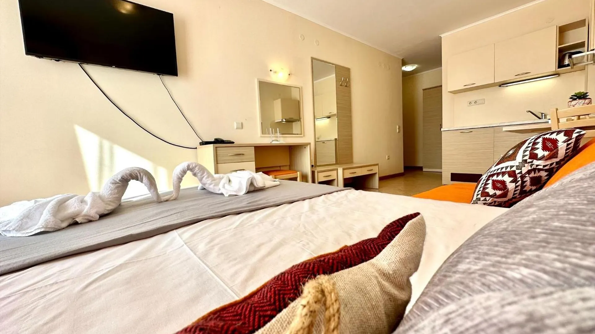 Menada Royal Sun Apartments Солнечный берег