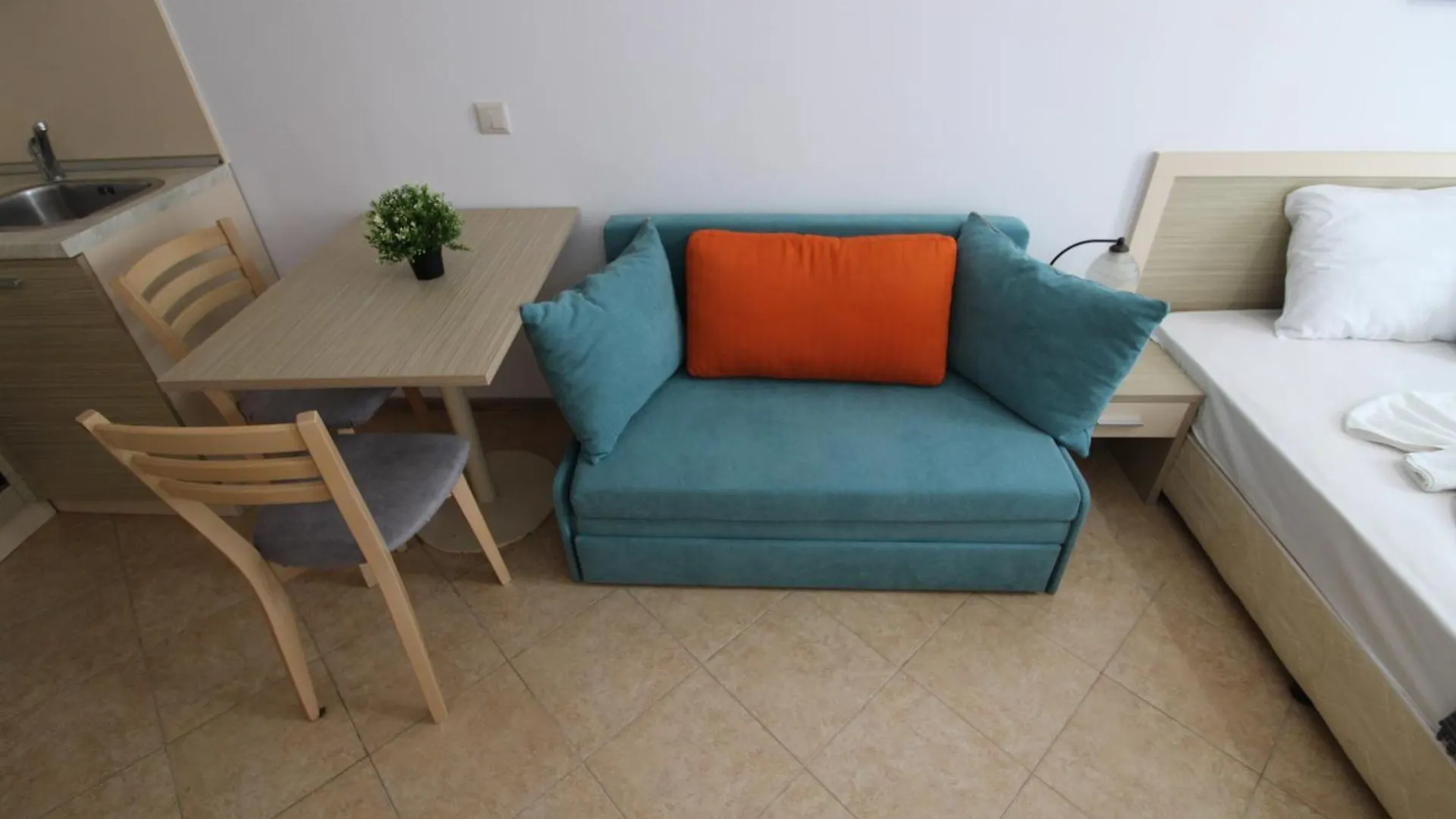 Menada Royal Sun Apartments Солнечный берег